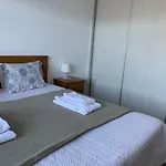 شقة Alojamentos - 