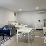 شقة Alojamentos - 