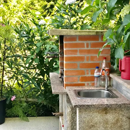 Casa De Casarelhos - Estúdio - T2 - T3 - Zona Do Gerês * Cova