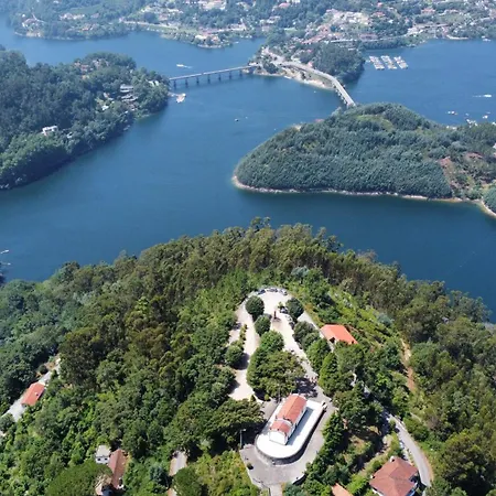 Casa De Casarelhos - Alojamentos - Geres 아파트 *