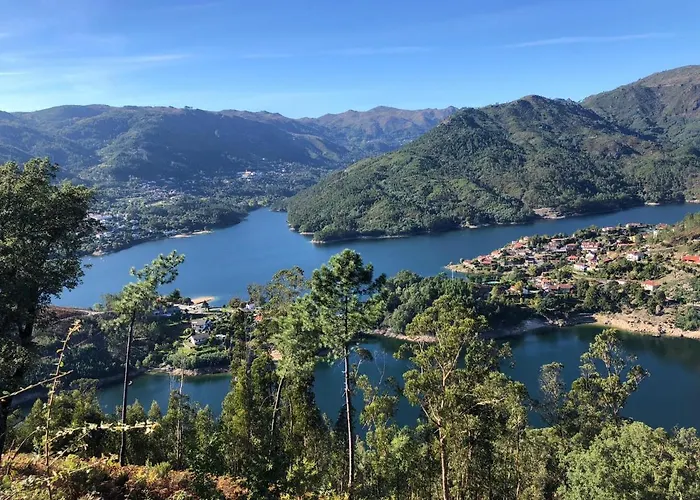 Casa De Casarelhos - Alojamentos - Gerês * Cova