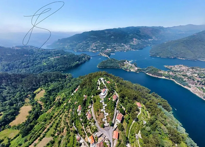 Casa De Casarelhos - Alojamentos - Gerês *