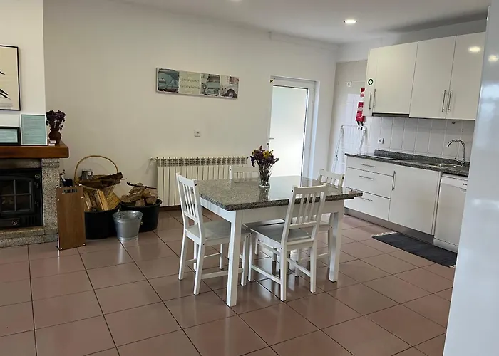 Casa De Casarelhos - Alojamentos - Geres 아파트 *